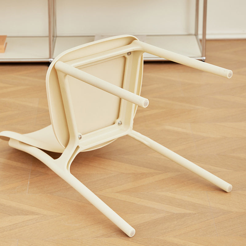 Contemporary Nordic Round PP Dining Chair Backrest Armless For Dining Room
