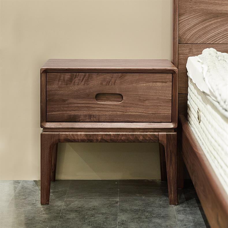 Traditional Chinese Black Walnut Rounded Square Nightstand With 1 Drawer For Bedroom