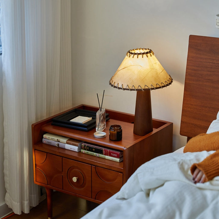 Traditional Vintage Rectangular Solid Wood Nightstand 1-Storage For Bedroom