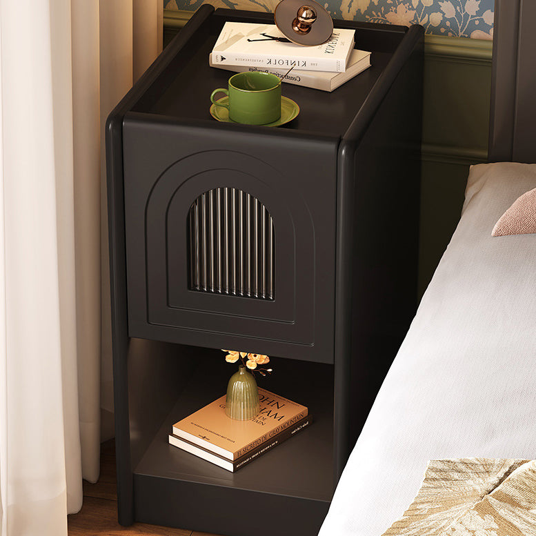 Traditional Vintage Rectangular Solid Wood Nightstand 1-Drawer Storage Cabinet For Bedroom