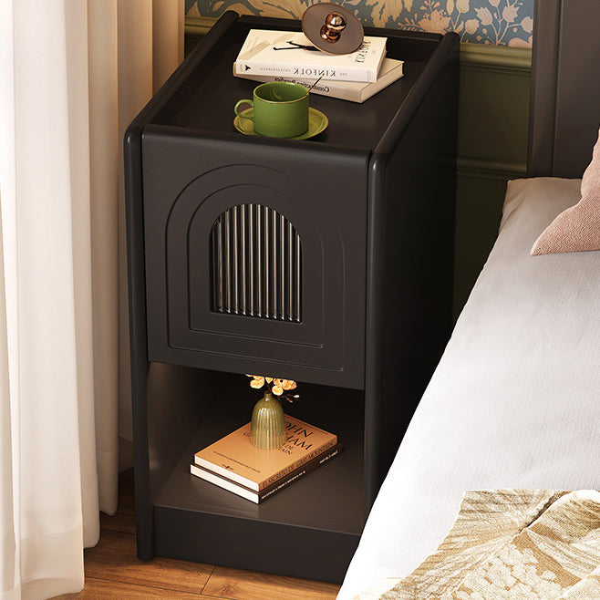 Traditional Vintage Rectangular Solid Wood Nightstand 1-Drawer Storage Cabinet For Bedroom