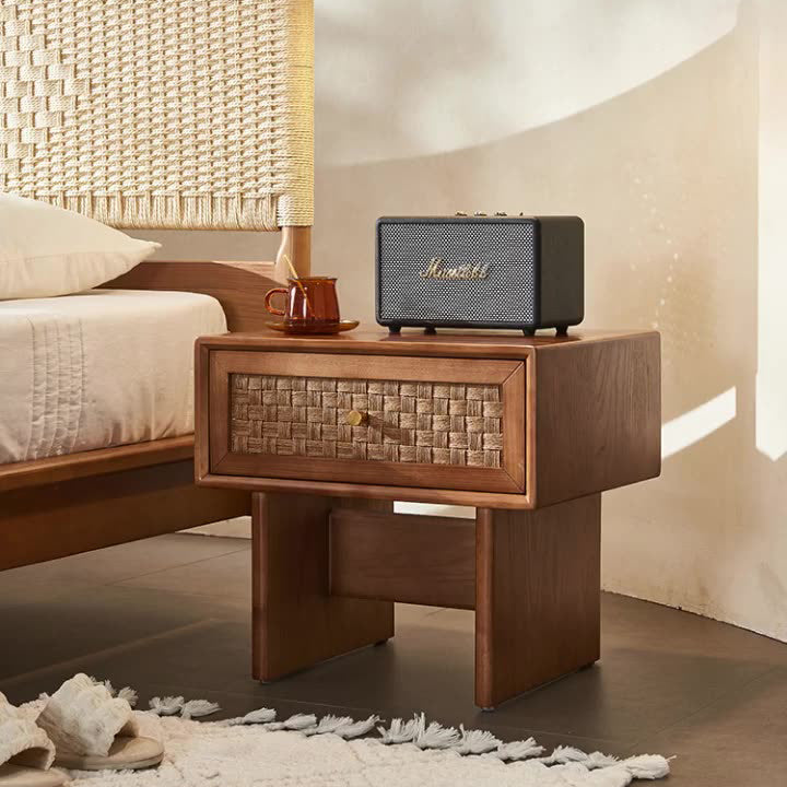 Traditional Vintage Rectangular Solid Wood Nightstand 1-Drawer For Bedroom