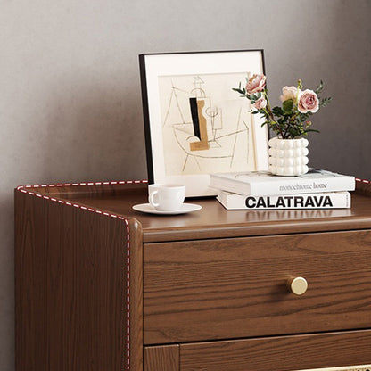 Moderner minimalistischer quadratischer Nachttisch mit Safe aus Gummibaumholz, Stahl und Rattan-Geflecht, 1 Schublade für das Schlafzimmer 