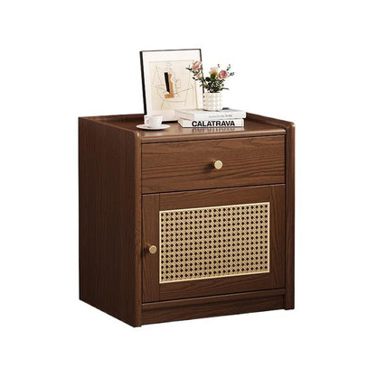 Moderner minimalistischer quadratischer Nachttisch mit Safe aus Gummibaumholz, Stahl und Rattan-Geflecht, 1 Schublade für das Schlafzimmer 