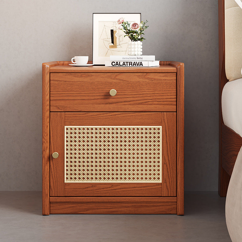 Moderner minimalistischer quadratischer Nachttisch mit Safe aus Gummibaumholz, Stahl und Rattan-Geflecht, 1 Schublade für das Schlafzimmer 