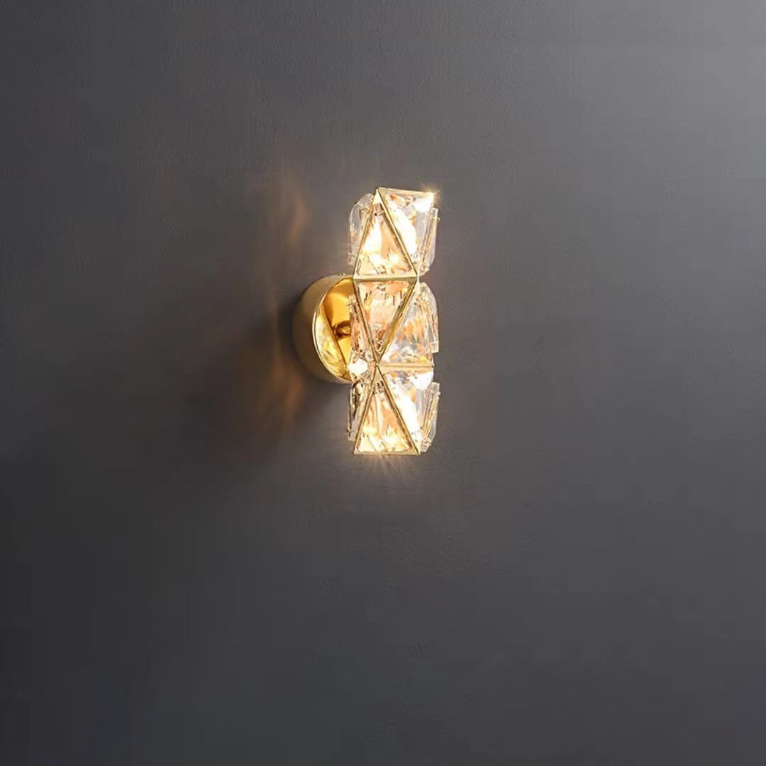 مصباح حائط LED عصري فاخر من الكريستال الذهبي مع نسيج الماس 