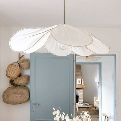 Contemporary Boho Petal Fabric Lampshade 1-Light Pendant Light For Living Room