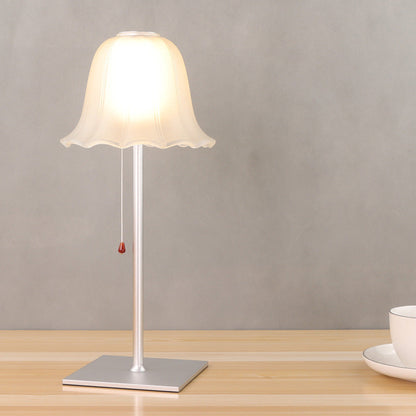 European Minimalist Retro Pleated Aluminum USB LED Table Lamp