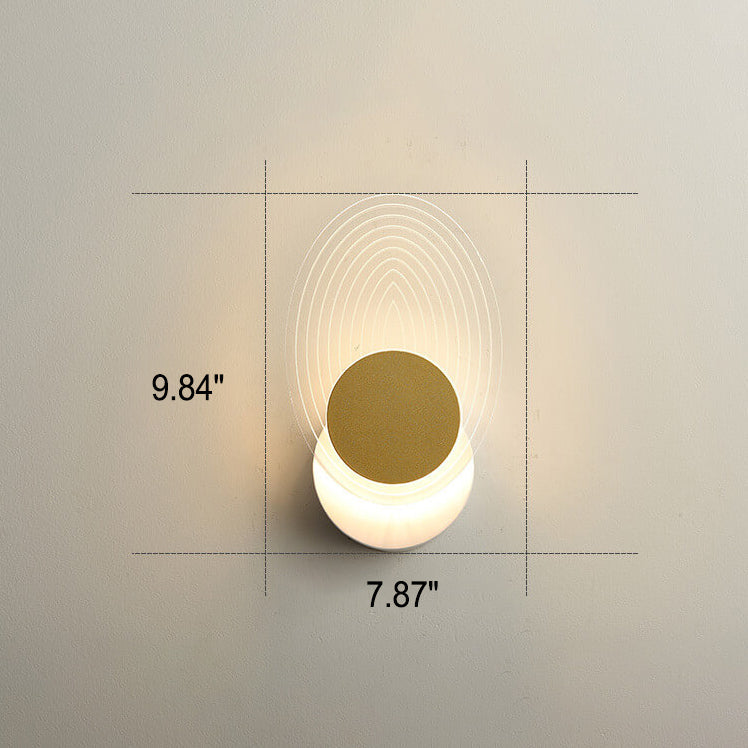 مصباح حائط LED هندسي من الأكريليك باللون الذهبي الفاخر بإضاءة عصرية 