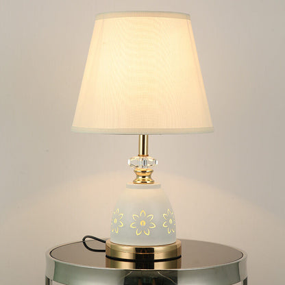 Modern Minimalist Solid Color Hardware Fabric 1-Light Table Lamp