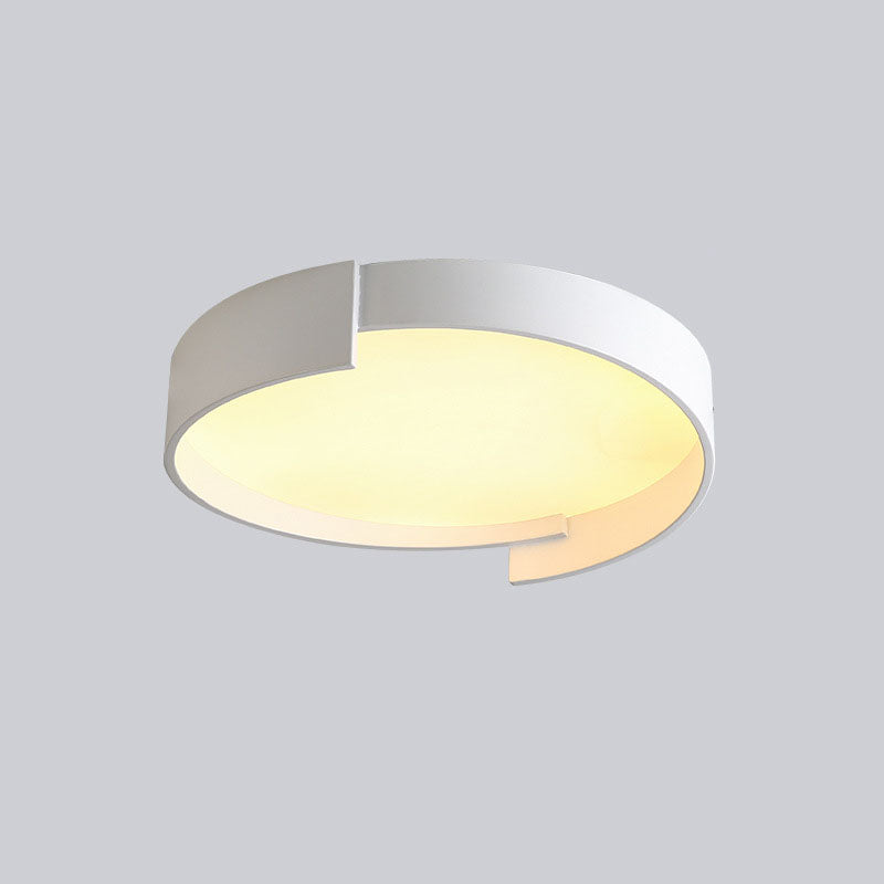 Nordic Simplicity Round Geometric Edge LED Flush Mount Ceiling Light