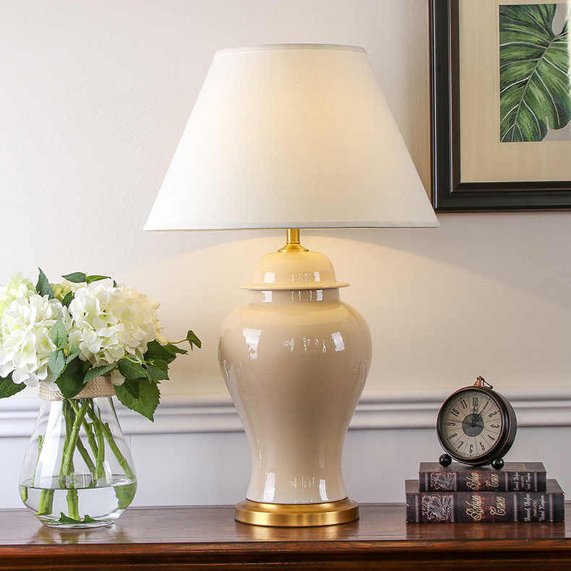 Traditional Chinese Fabric Shade Ceramic Vase Base 1-Light Table Lamp For Study