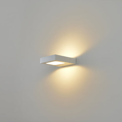 مصباح حائط LED دوار بتصميم مربع بسيط وعصري 