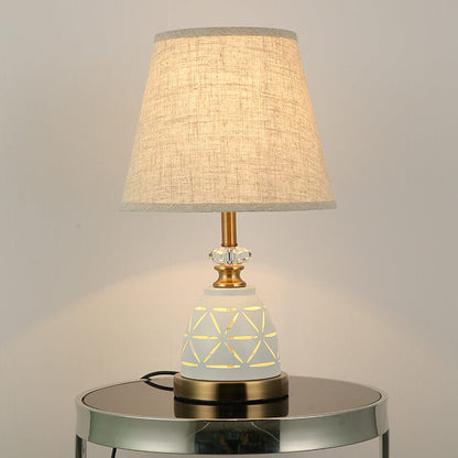 Modern Minimalist Solid Color Hardware Fabric 1-Light Table Lamp