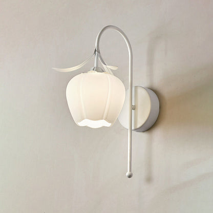 Nordic Vintage Floral Pumpkin Cream Glass 1-Light Wall Sconce Lamp