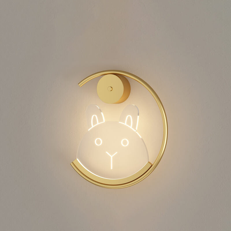 مصباح حائط LED إبداعي على شكل دب أكريليك ذهبي على شكل حرف C 