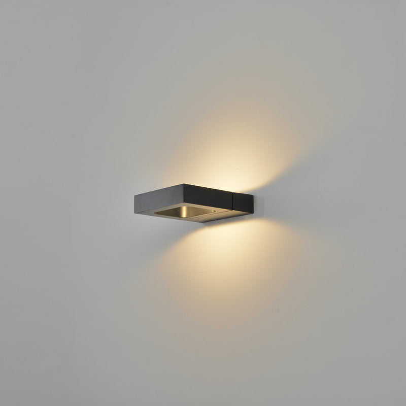 مصباح حائط LED دوار بتصميم مربع بسيط وعصري 