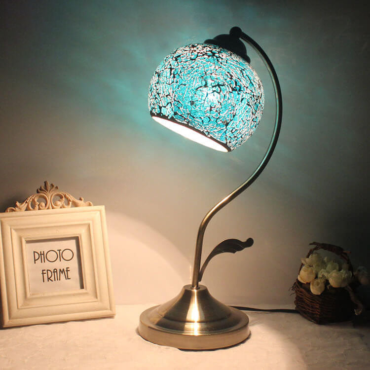 European Vintage Tiffany Round Head Glass Hardware 1-Light Table Lamp
