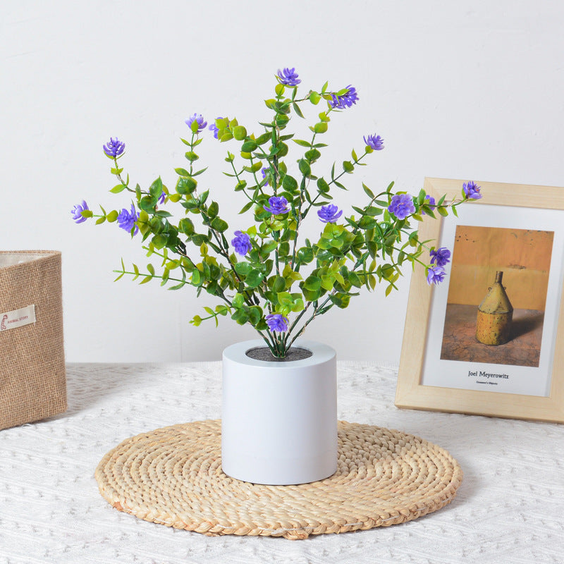 Modern Minimalist Plastic Flower Lotus LED Table Lamp For Living Room
