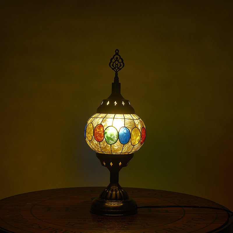 Traditional Tiffany Romantic Oval Iron Enameled 1-Light Table Lamp For Bedroom