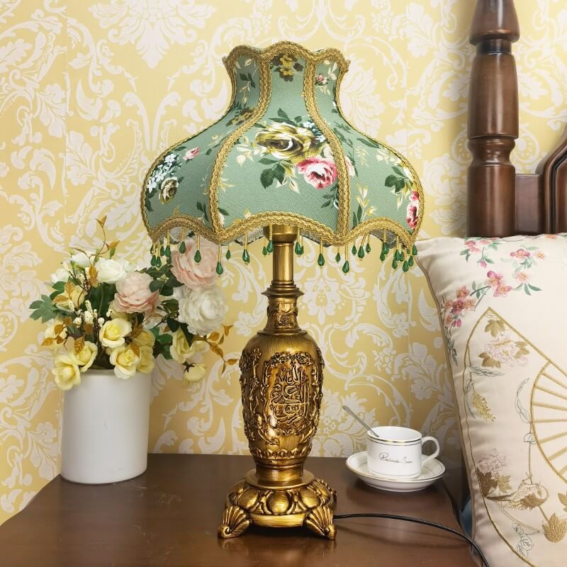 Traditional European Vintage Floral Texture Fabric Pleated Resin Base 1-Light Table Lamp For Home Office