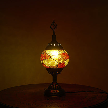 Traditional Tiffany Romantic Oval Iron Enameled 1-Light Table Lamp For Bedroom