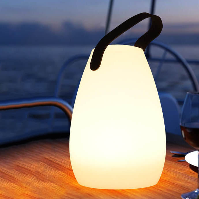 モダンでシンプルなプラスチック製ラウンドスクエアハンドLEDテーブルランプ（屋外パティオ用） 