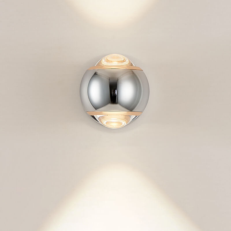مصباح حائط LED بتصميم كرة حديدية إبداعي عصري بجانب السرير 