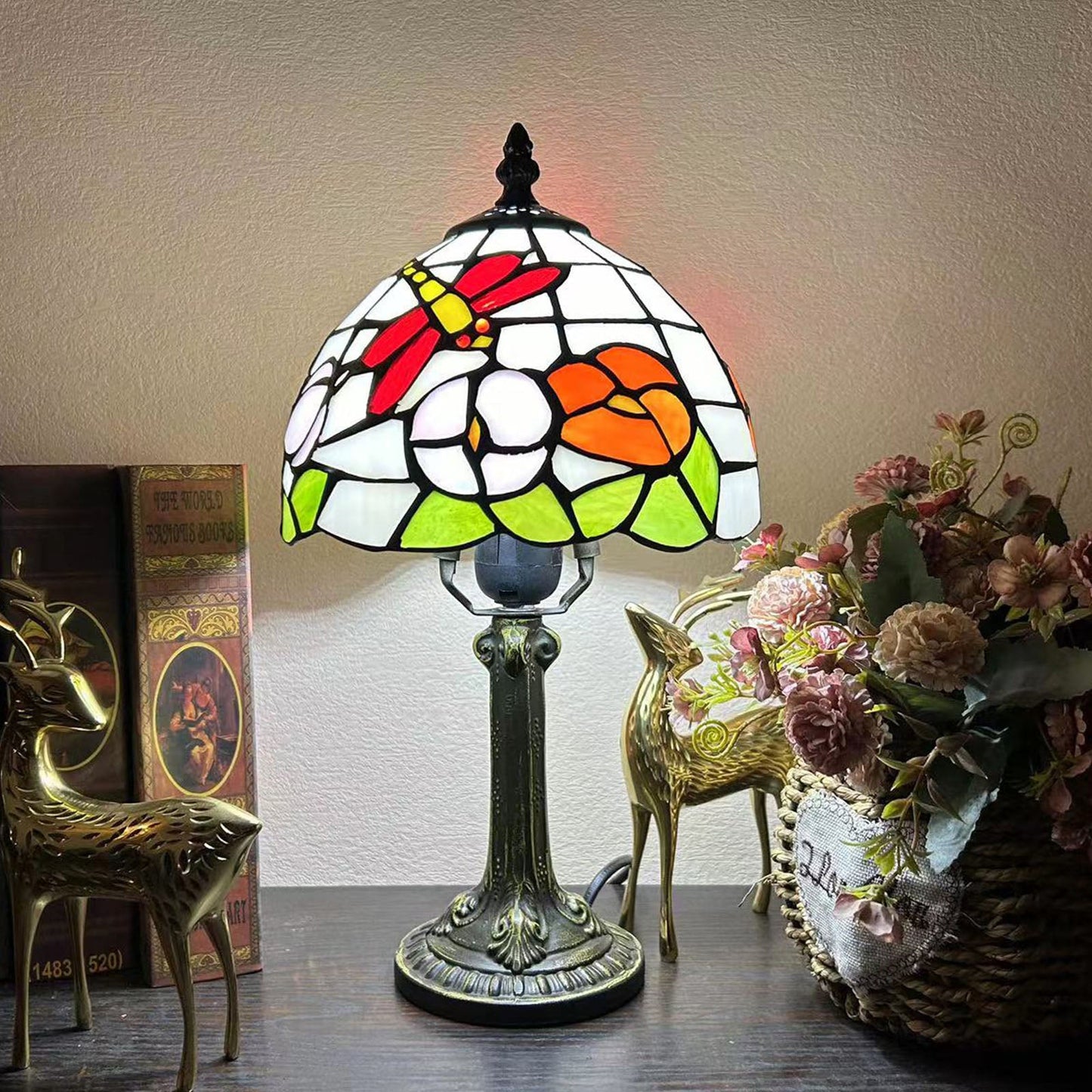 Traditional Tiffany Alloy Glass Dome Flower 1-Light Table Lamp For Bedside