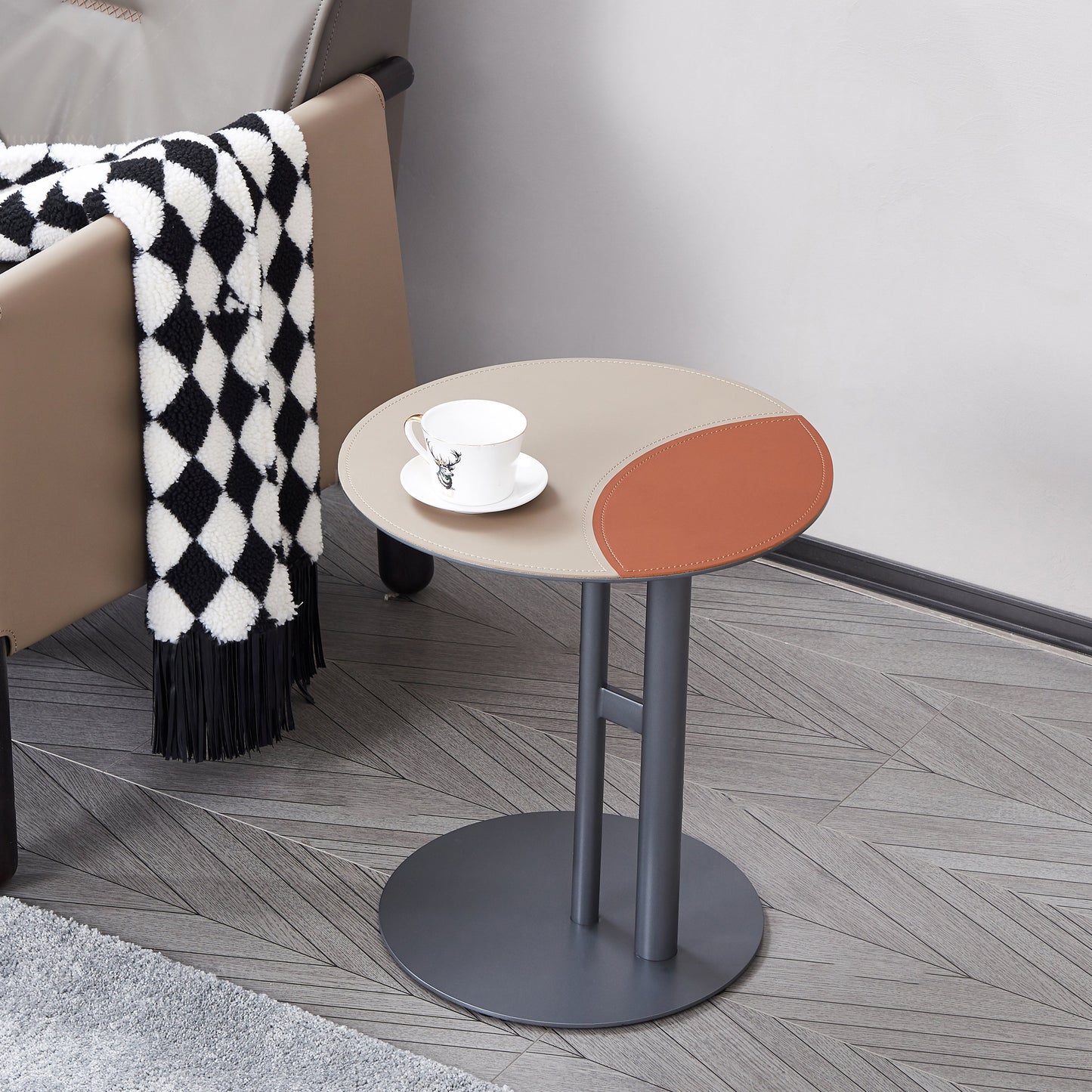 Round Two-Tone Saddle Leather End Table - Minimalist Compact Side Table With Metal Base For Living Room
